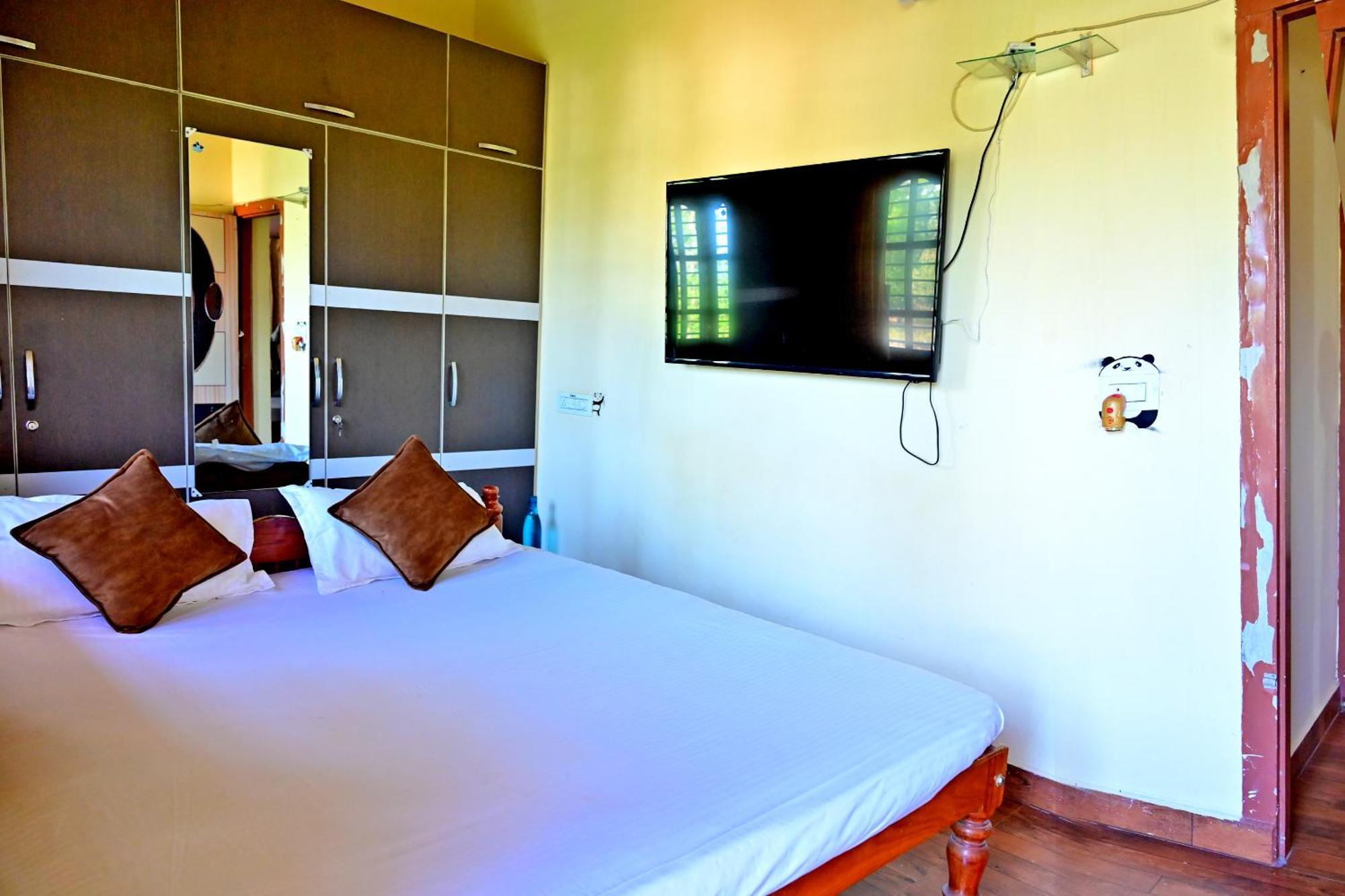 Hulihara Homestay - Full Villa, Coffee Estate & Balcony View Sakleshpur Exterior photo
